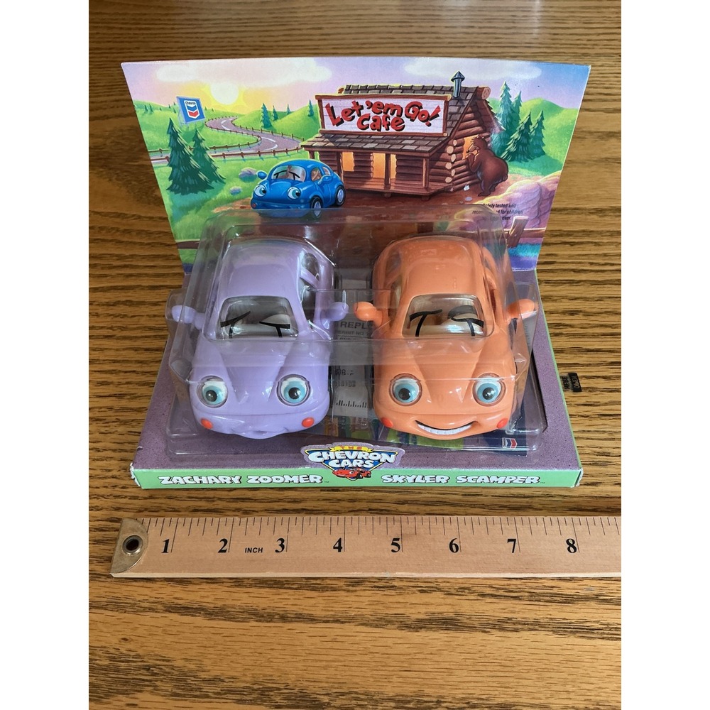 Chevron Cars Zachary Zoomer Skyler Scamper 2 Pack Collectible 1999 Purple Orange